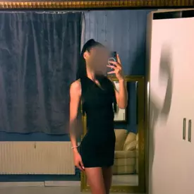 Teeny Skinny Anfängerin Elisabeth 18J