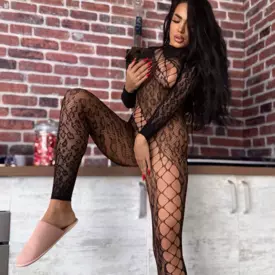 Heisse Mia Kalinda 24J