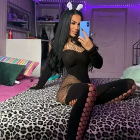 Heisse Mia Kalinda 24J