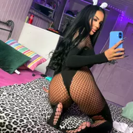 Heisse Mia Kalinda 24J