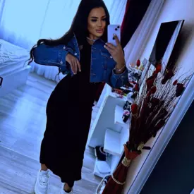 Heisse Mia Kalinda 24J